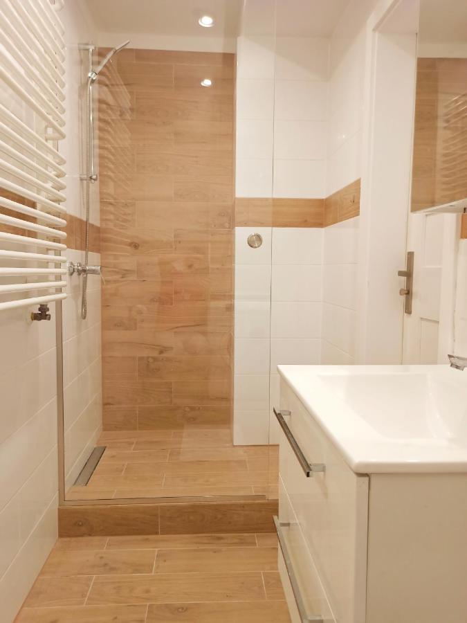 Apartamenty W Domu ビャウィストク エクステリア 写真